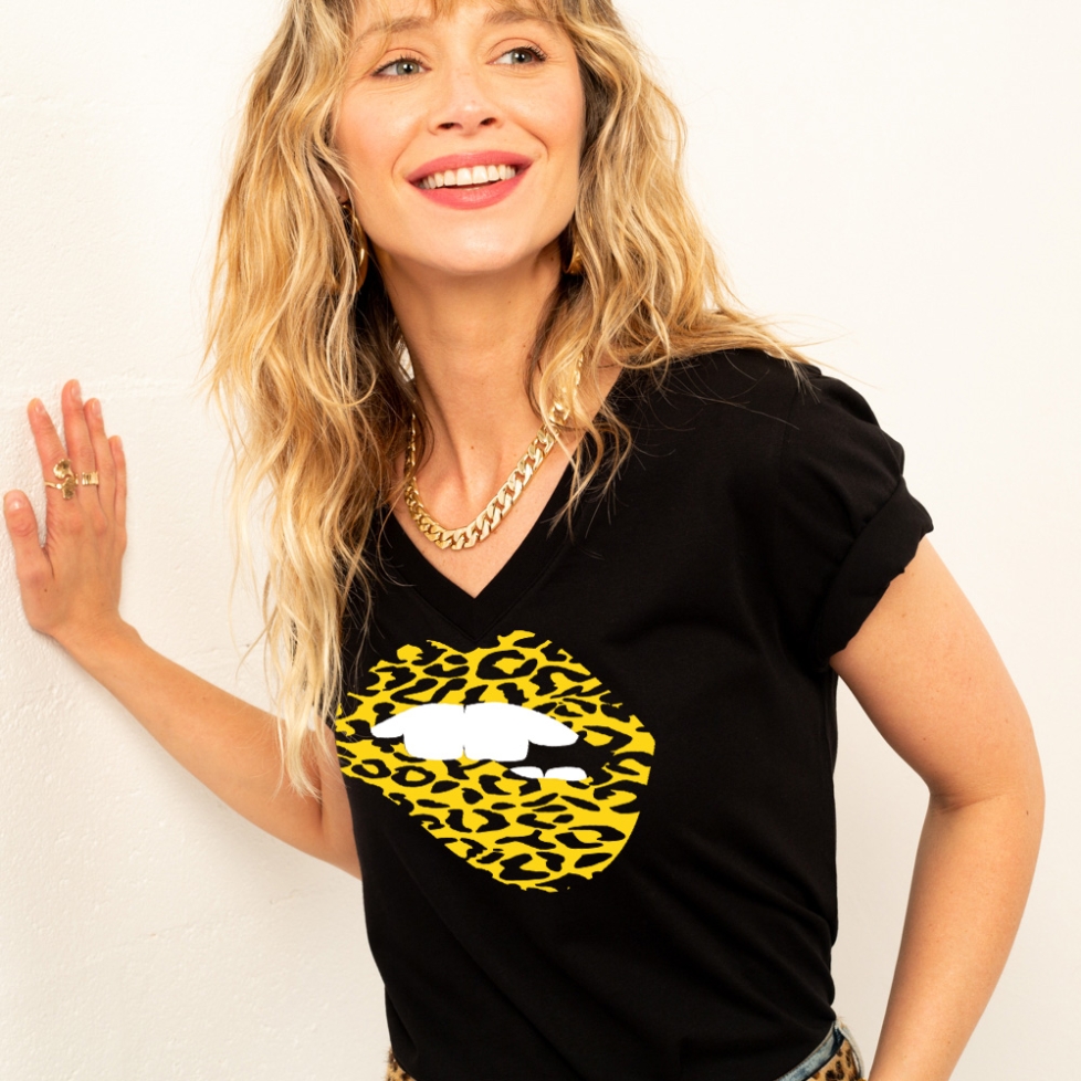 Black V Neck T-shirt Martina Leopard